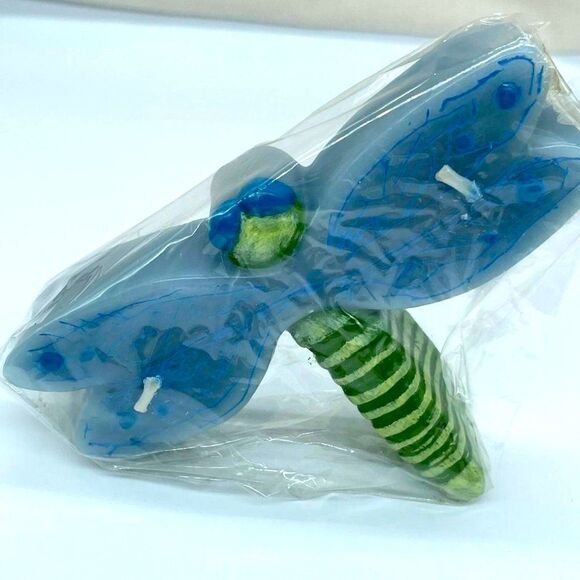 Candles Lot of 2 Dragonfly Floating Candles Blue and Green - Picture 6 of 7